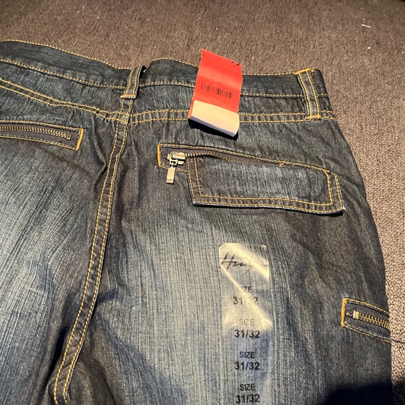 Hugo Jeans - Picture 2 of 6